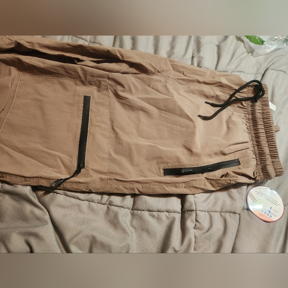 Lightweight pants - Picture 6 of 8